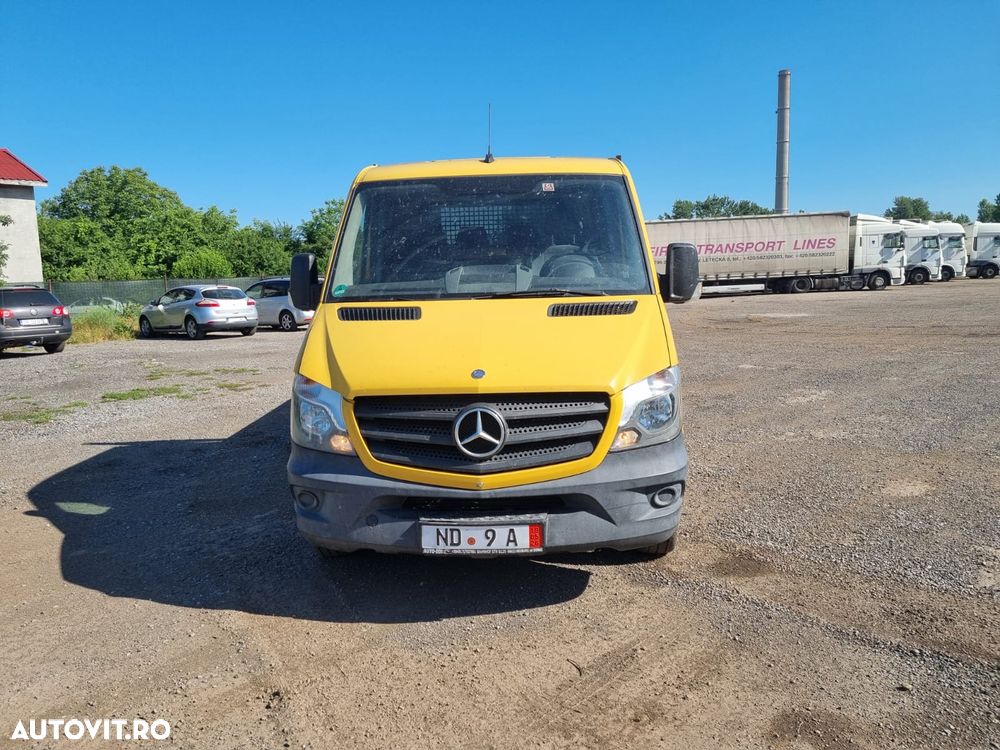 Mercedes-Benz 210 - 5