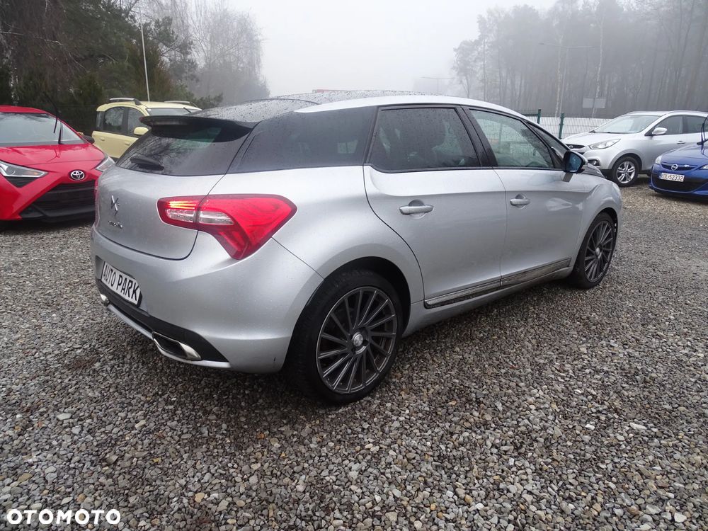 Citroën DS5 HDi 165 Business - 12