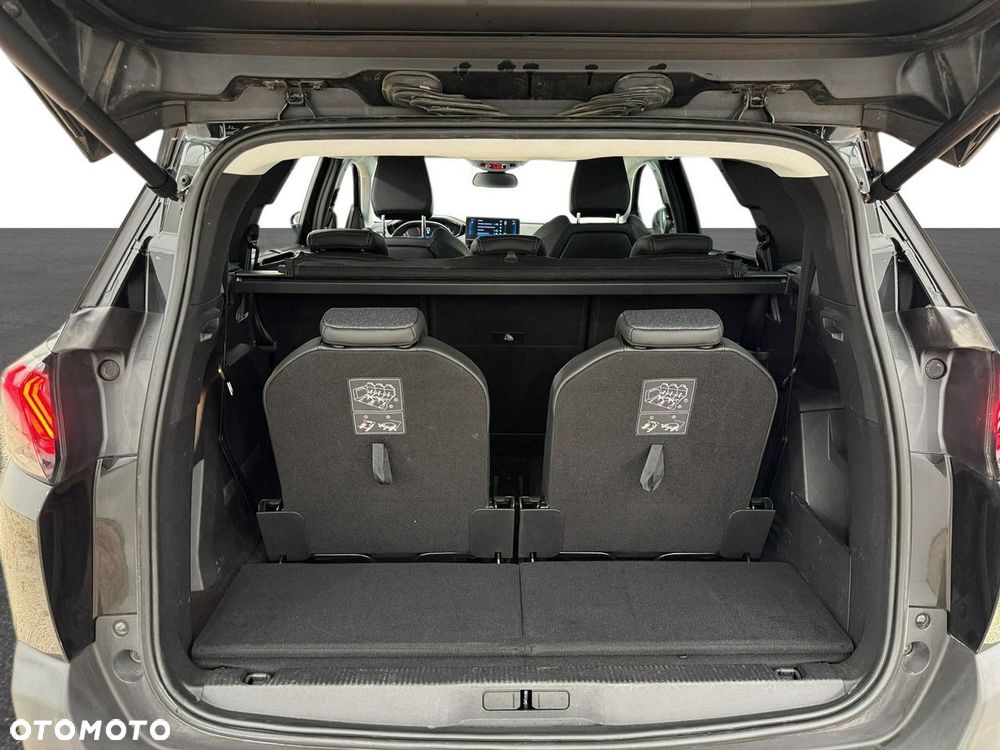 Peugeot 5008 - 12