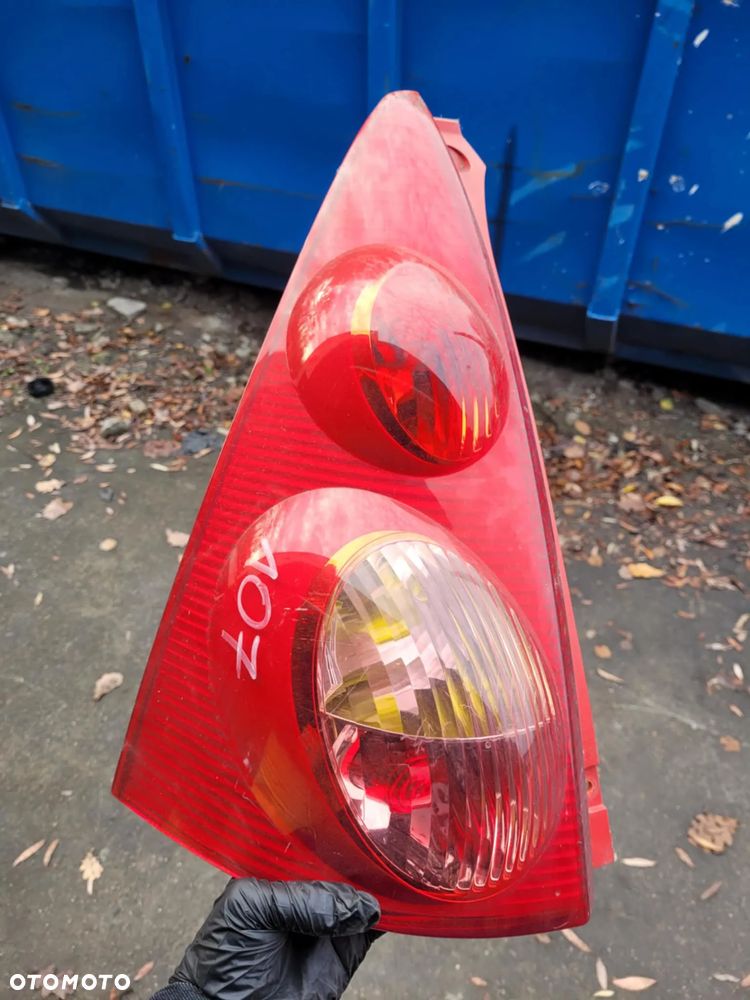 Lampy tylne Peugeot 107/ Citroen C1 Czerwone/Czarne - 5