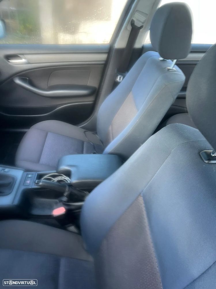 BMW 320 d Touring - 6