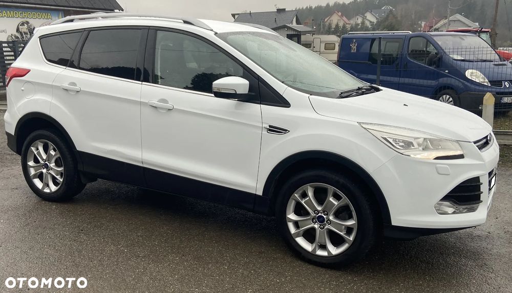 Ford Kuga 2.0 TDCi 4x4 Titanium - 16