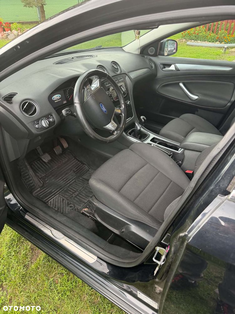 Ford Mondeo 1.6 T Trend - 3
