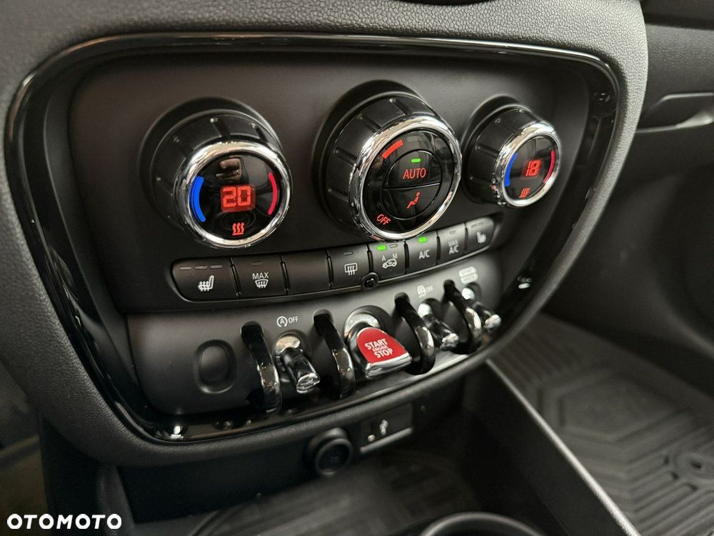 MINI Clubman Cooper - 18