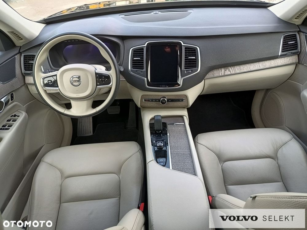 Volvo XC 90 - 14