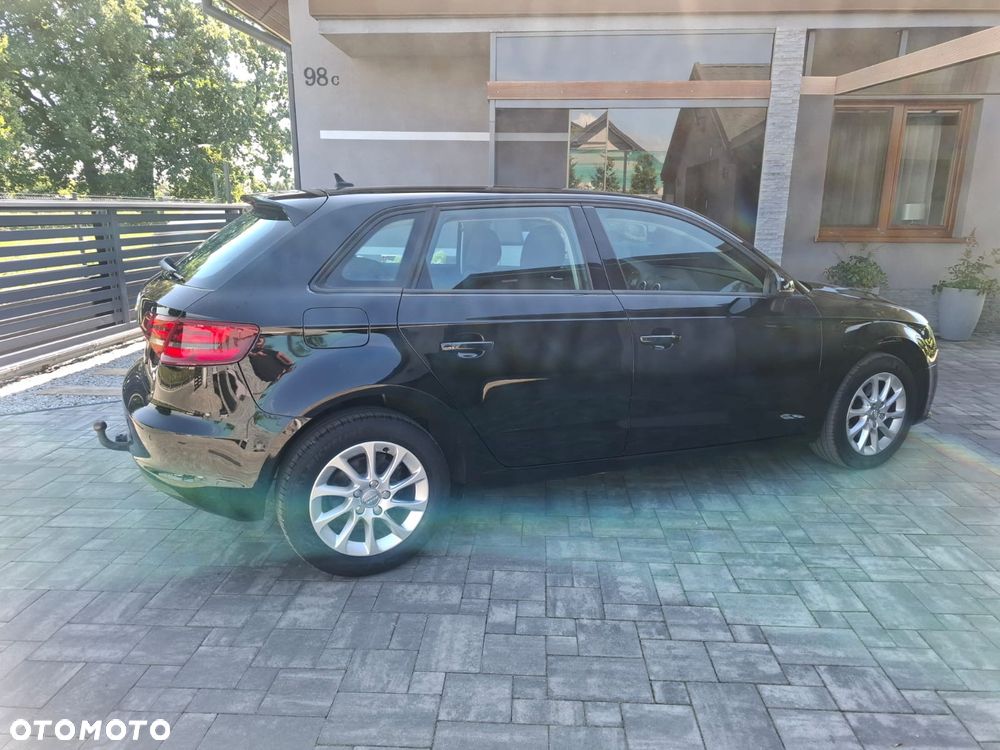 Audi A3 1.6 TDI clean diesel Ambiente - 9