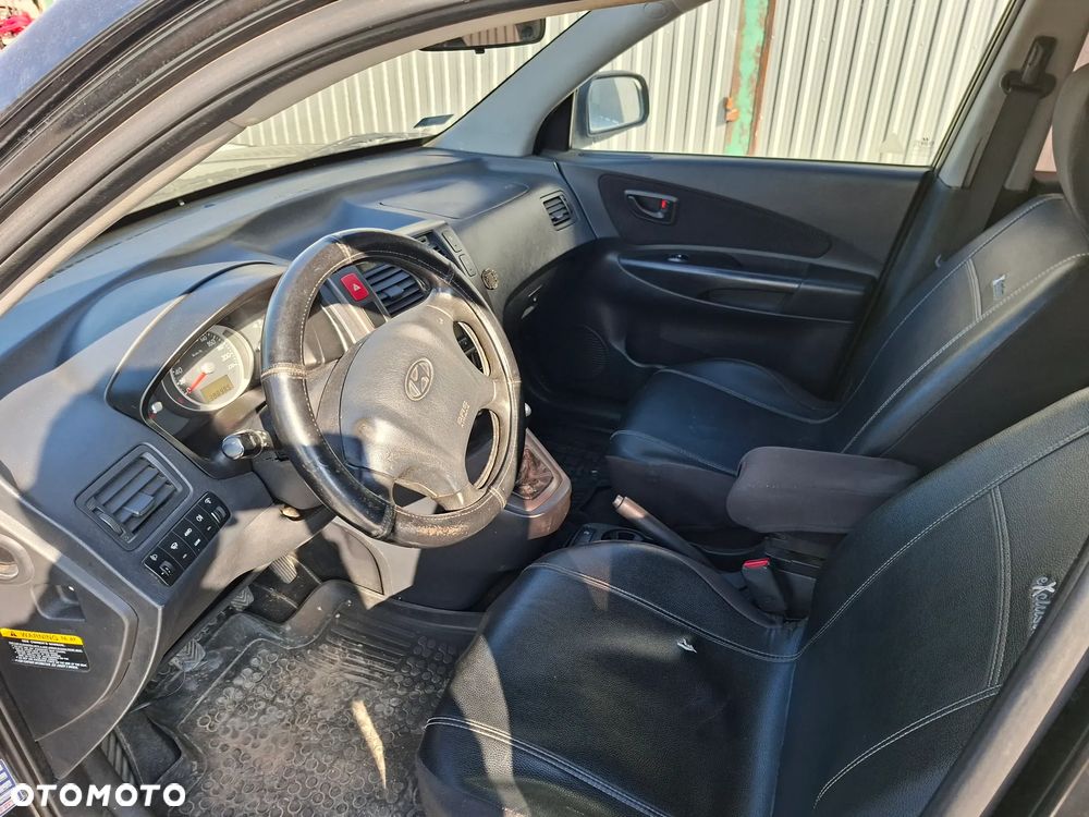 Hyundai Tucson 2.0 CRDi Premium - 9