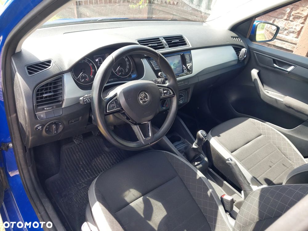 Skoda Fabia 1.0 Ambition - 11