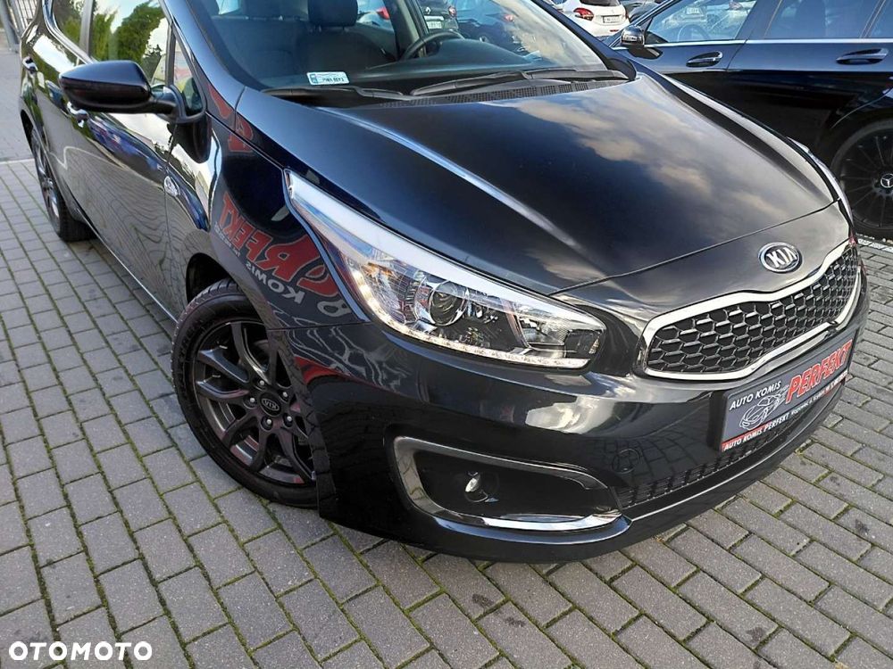 Kia Ceed - 5