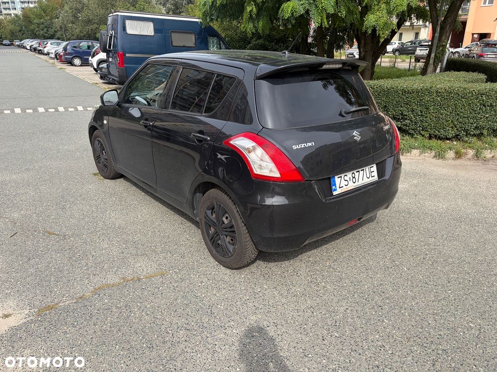 Suzuki Swift - 9