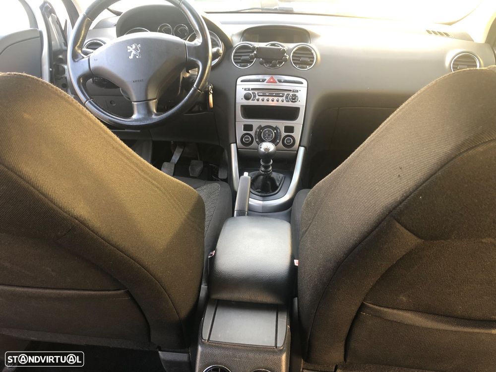 Peugeot 308 SW 1.6 e-HDi Active CVM6 114g - 12
