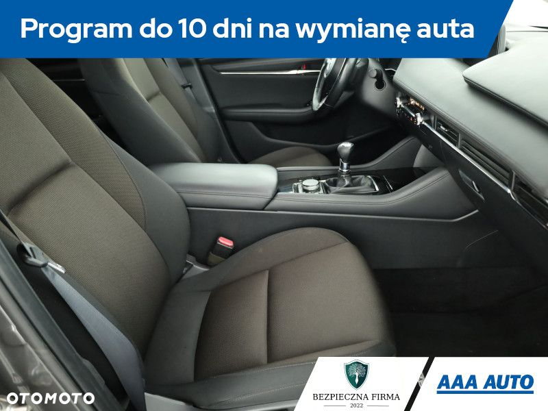 Mazda 3 - 8
