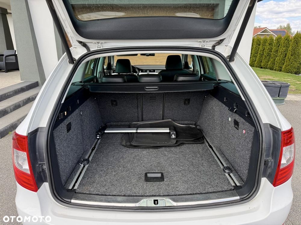 Skoda Superb 2.0 TDI Green tec 4x4 DSG Exclusive - 19