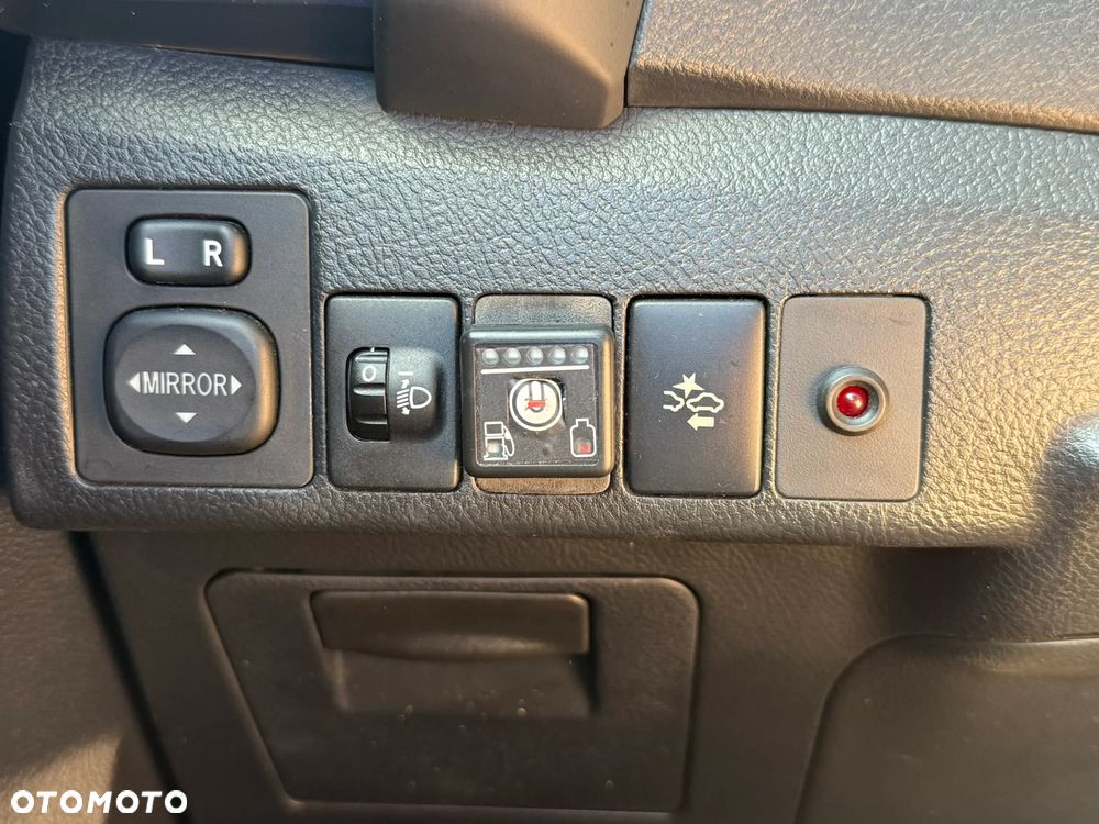 Toyota Auris - 11