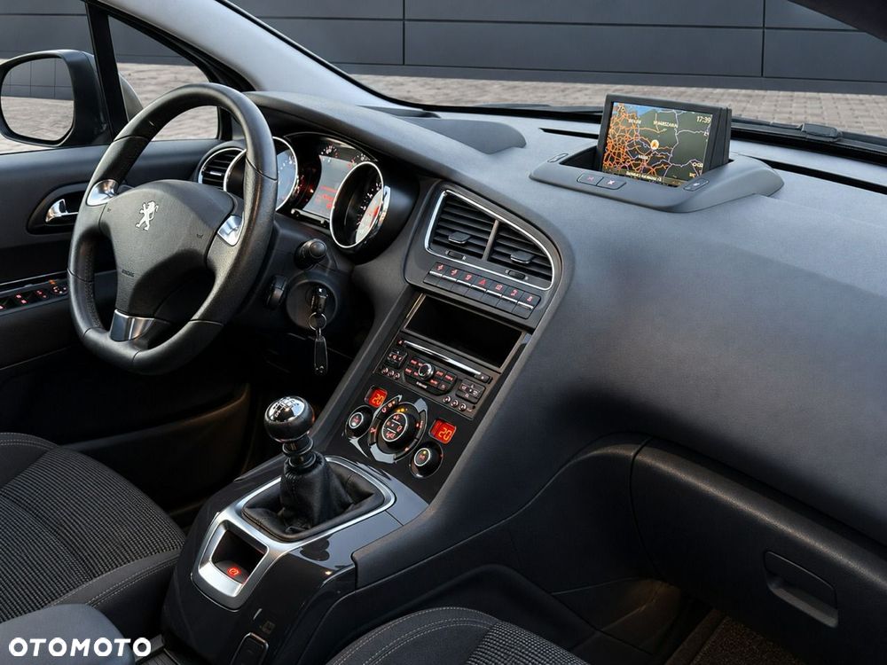 Peugeot 5008 2.0 BlueHDi Allure - 18
