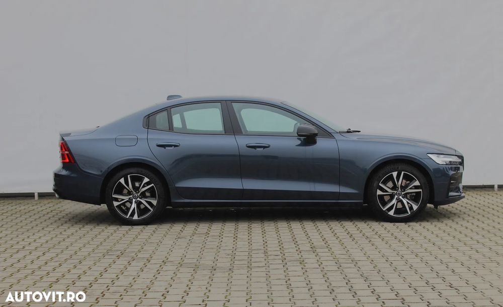 Volvo S60 B4 B DKG Plus Dark - 6