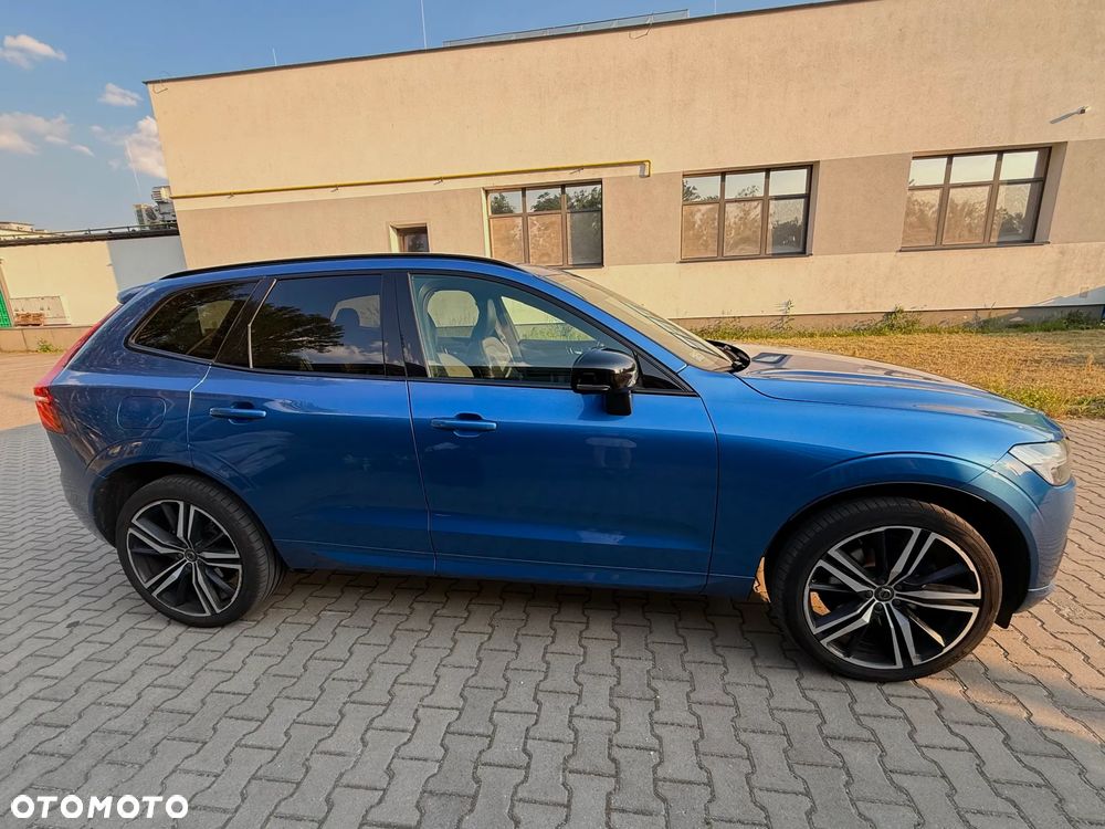 Volvo XC 60 B5 D AWD R-Design - 14