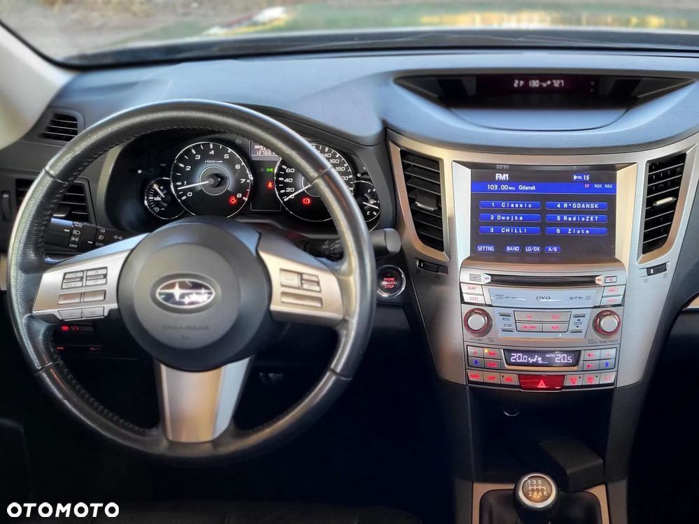 Subaru Legacy 2.0i Comfort Navi - 25