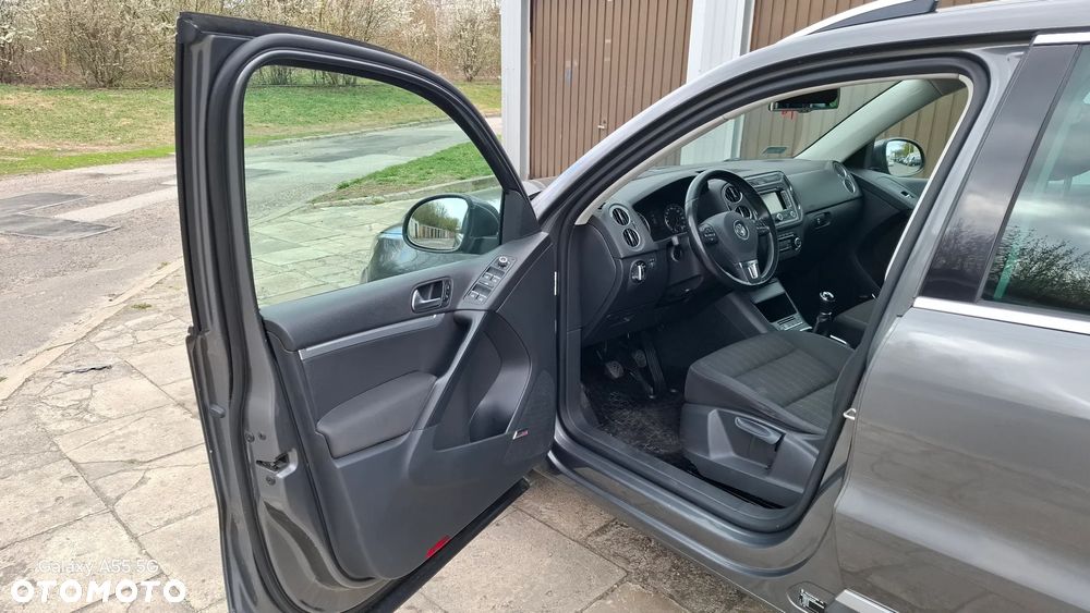 Volkswagen Tiguan 2.0 TDI DPF BlueMotion Technology Sport & Style - 10