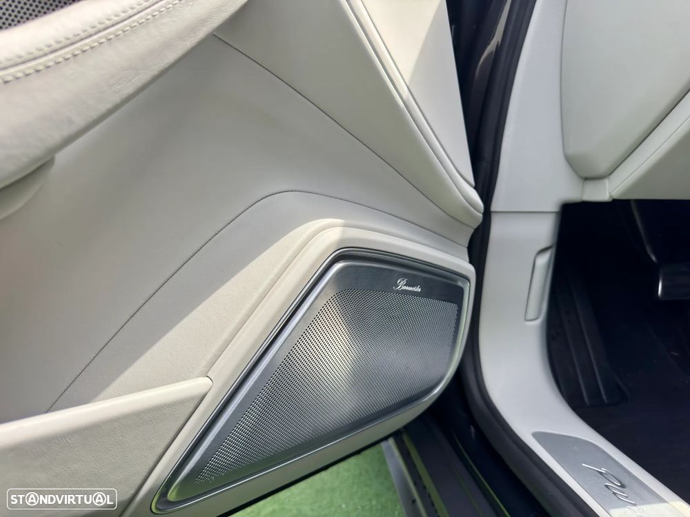 Porsche Panamera Turbo - 17