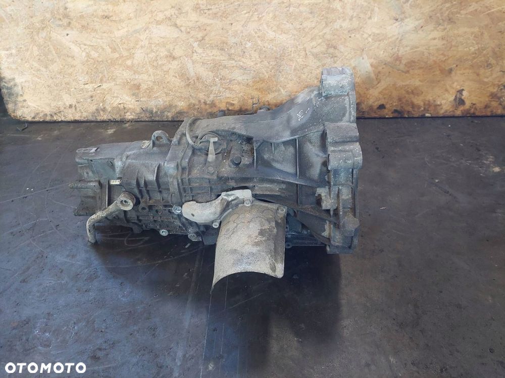 SKRZYNIA BIEGÓW VOLKSWAGEN PASSAT B5 2.0 20V ALT MANUAL 5 BIEGÓW GGF - 4