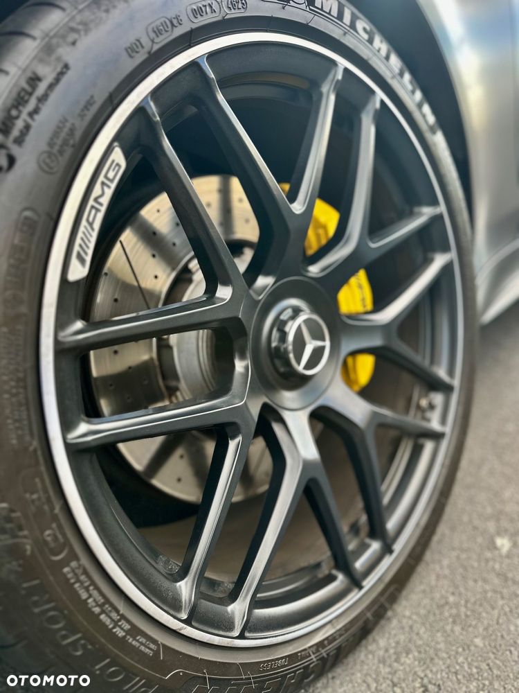 Mercedes-Benz AMG GT - 35