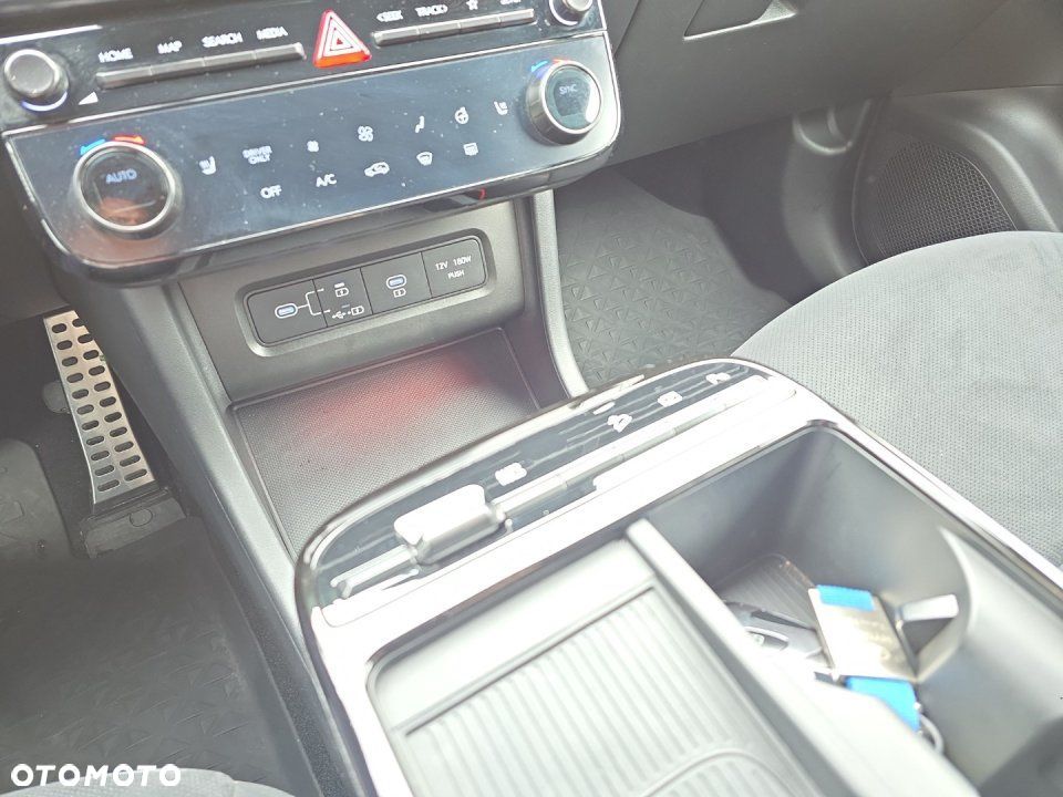Hyundai Tucson - 16