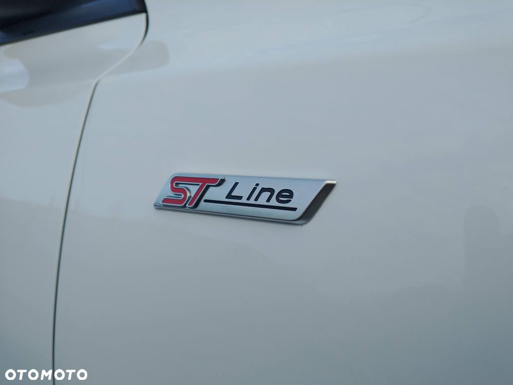 Ford Focus 1.0 EcoBoost Hybrid ST-LINE DESIGN - 27
