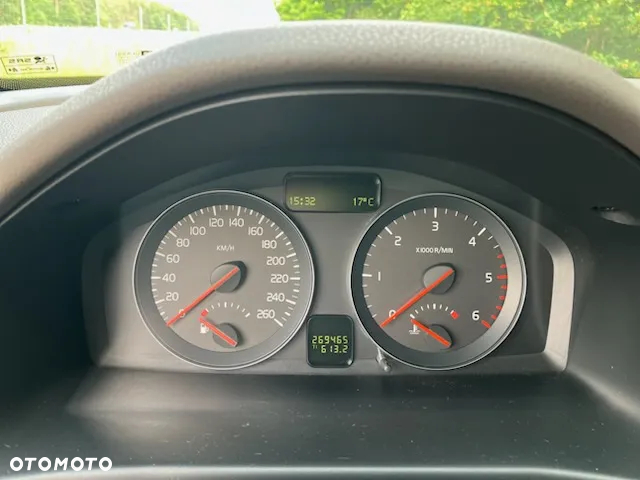 Volvo V50 - 11