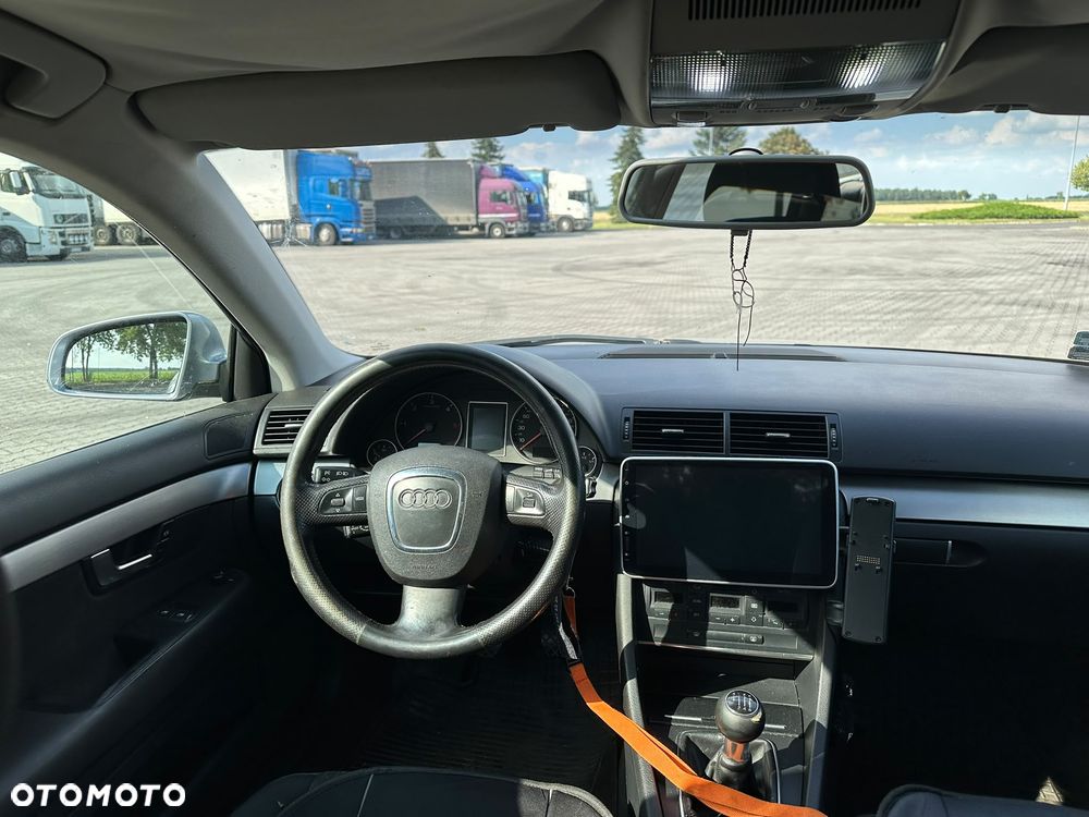 Audi A4 Avant 2.0 TDI - 7