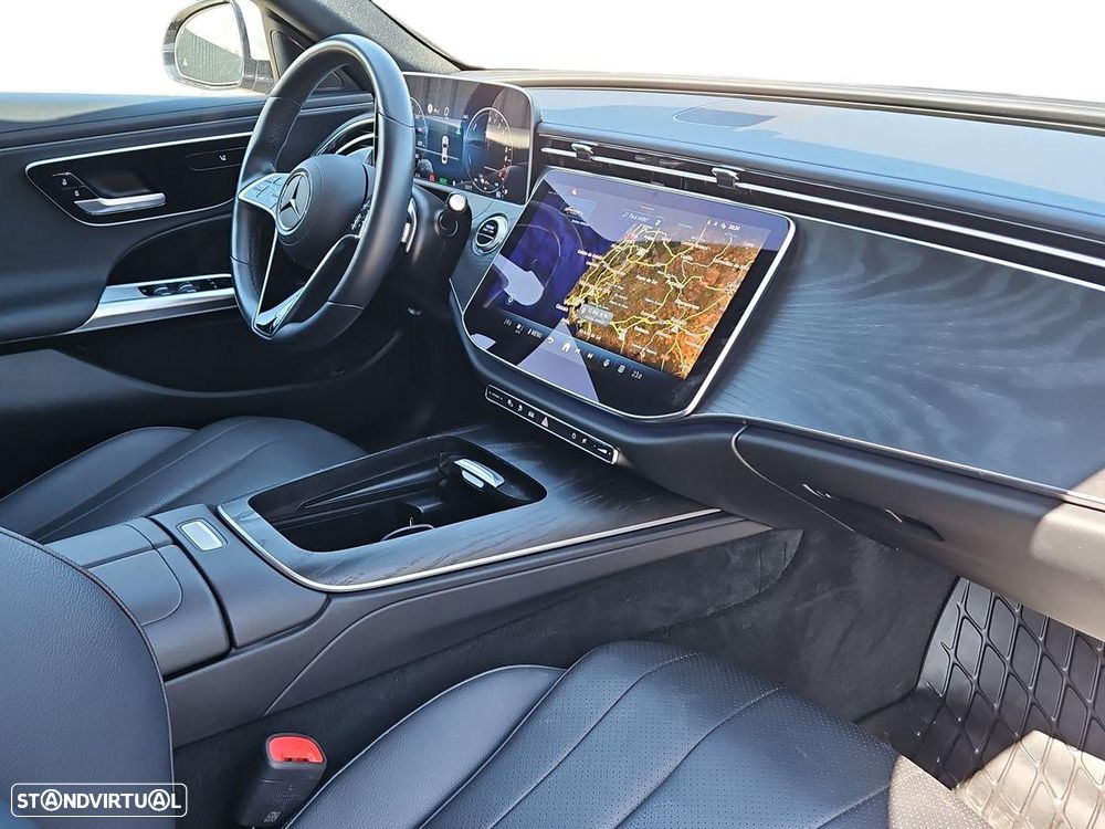 Mercedes-Benz E 300 e - 15