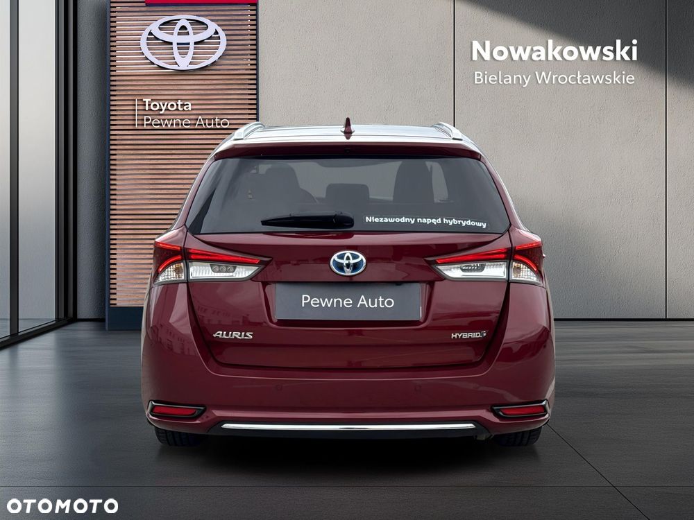 Toyota Auris Hybrid 135 Premium - 5
