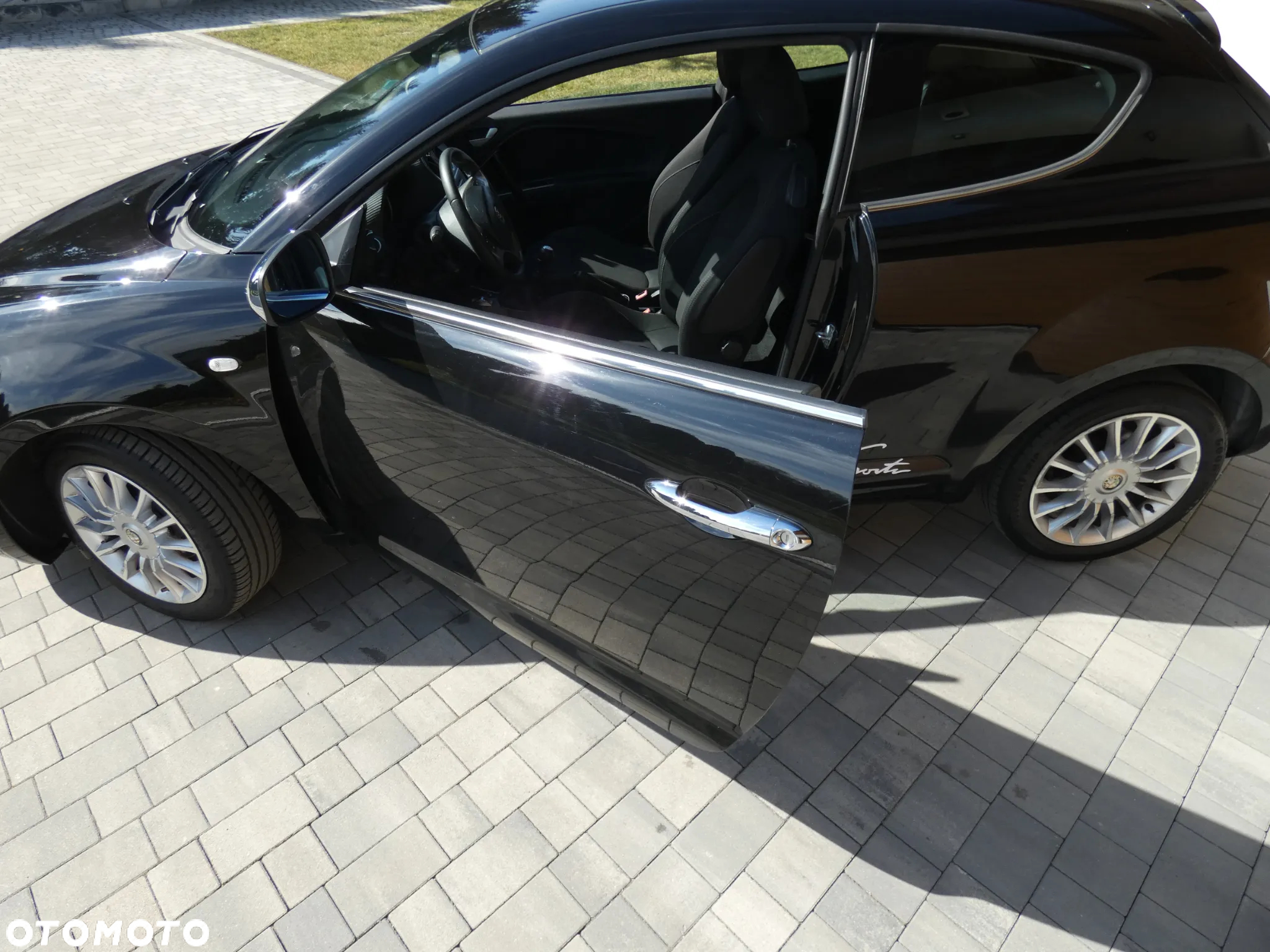 Alfa Romeo Mito - 8