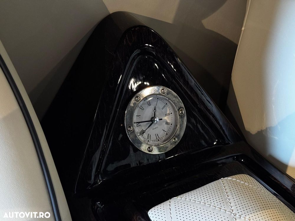 Mercedes-Benz V 300 d Extralung Avantgarde - 17