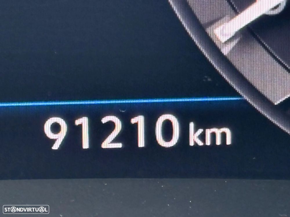 VW Tiguan 2.0 TDI R-Line - 9