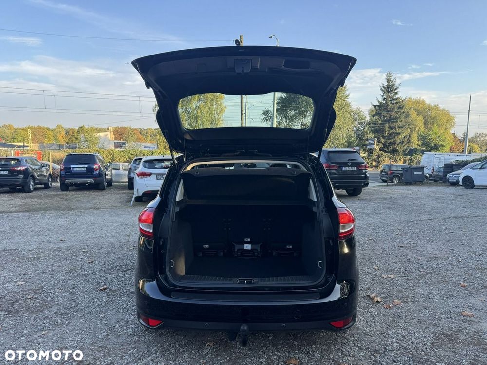 Ford C-MAX - 35