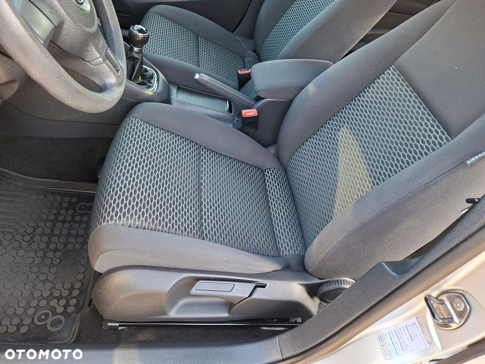 Volkswagen Golf 1.6 BlueTDI Trendline - 30