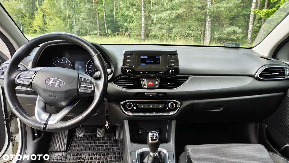 Hyundai i30 1.5 DPI Modern - 14