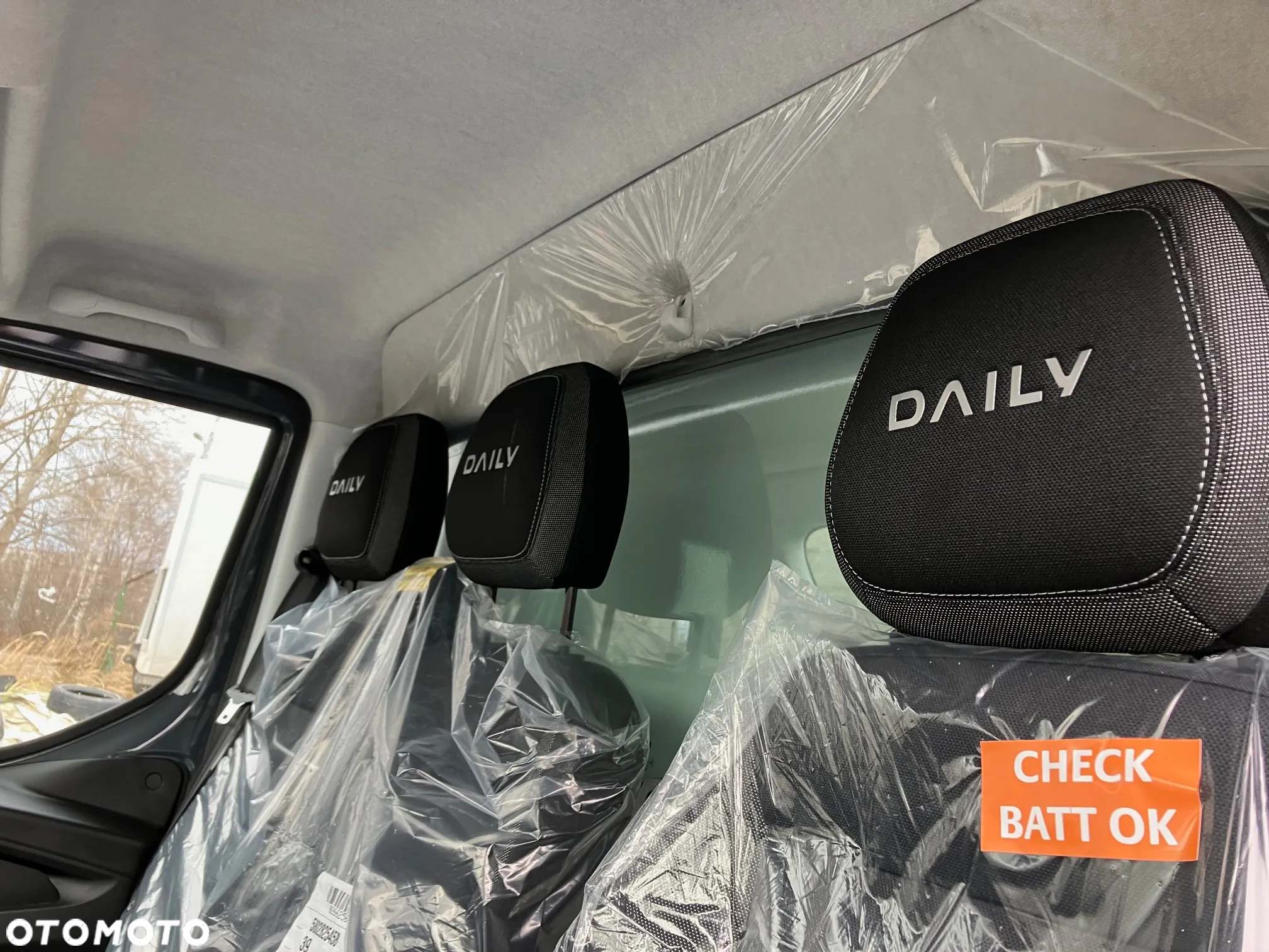Iveco 3.0 Daily 35C18 kontener winda hak 25r Navi - 14