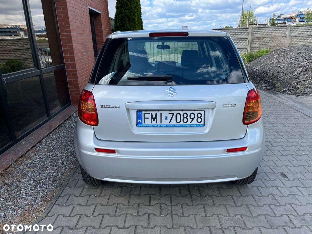 Suzuki SX4 1.5 Comfort - 6