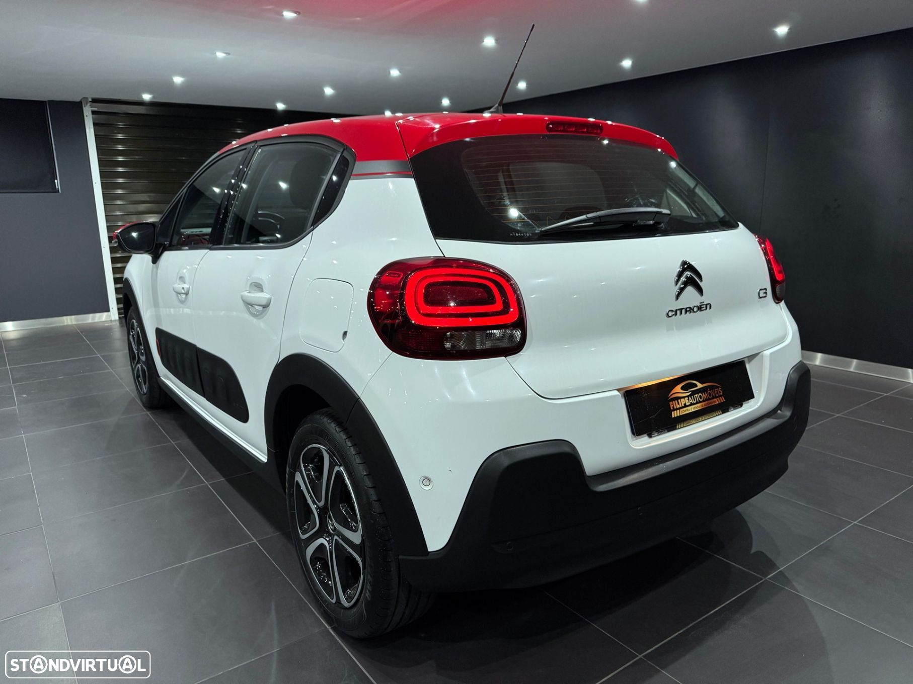 Citroën C3 1.2 PureTech Shine - 6
