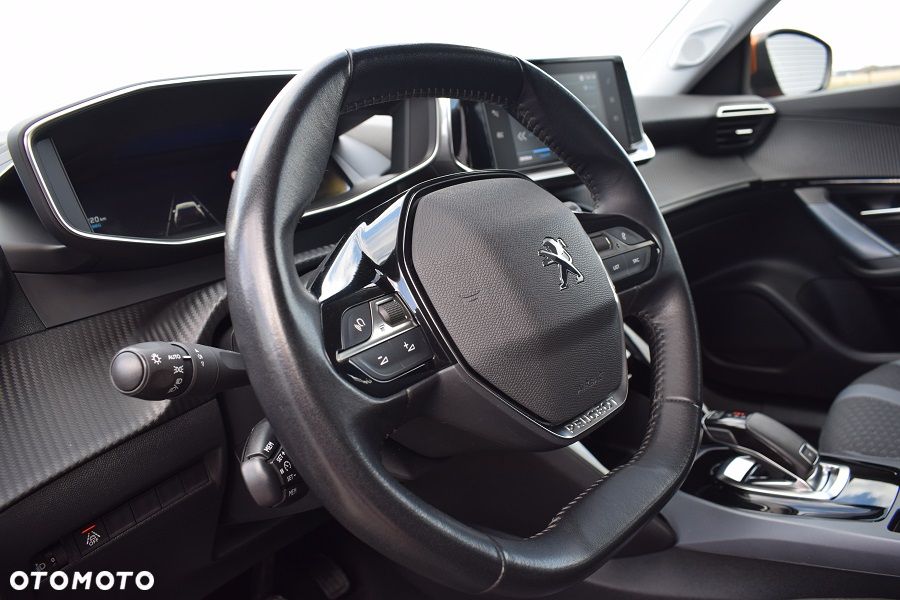 Peugeot 2008 PureTech 130 Stop&Start EAT6 Allure - 6