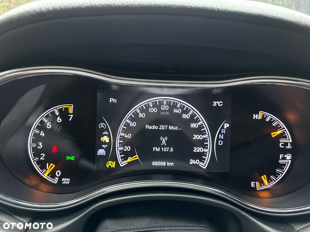 Jeep Grand Cherokee - 17