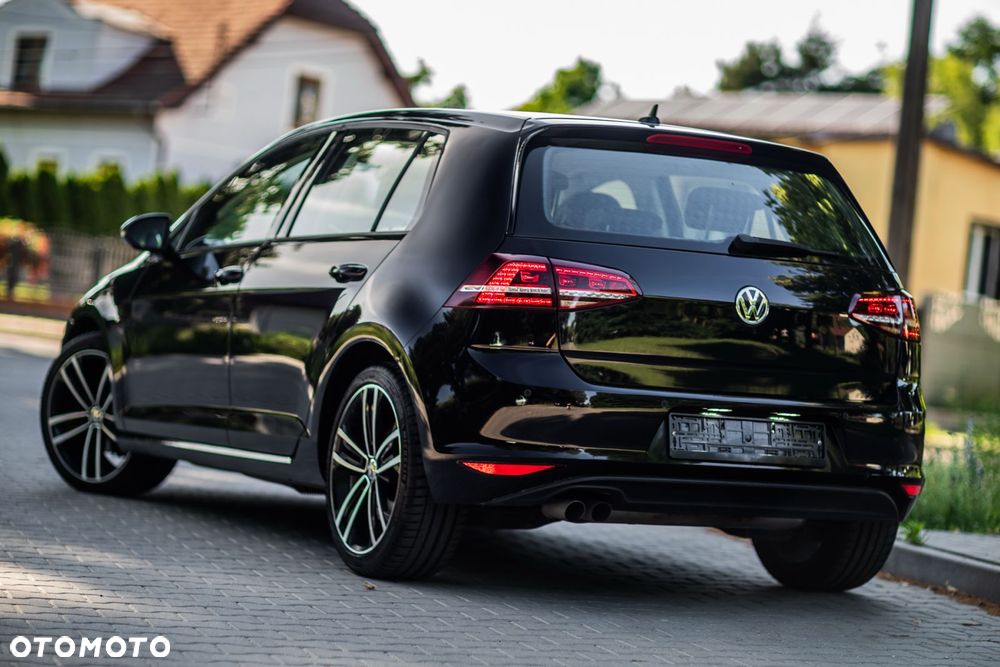 Volkswagen Golf 2.0 TDI BlueMotion Technology Edition - 12