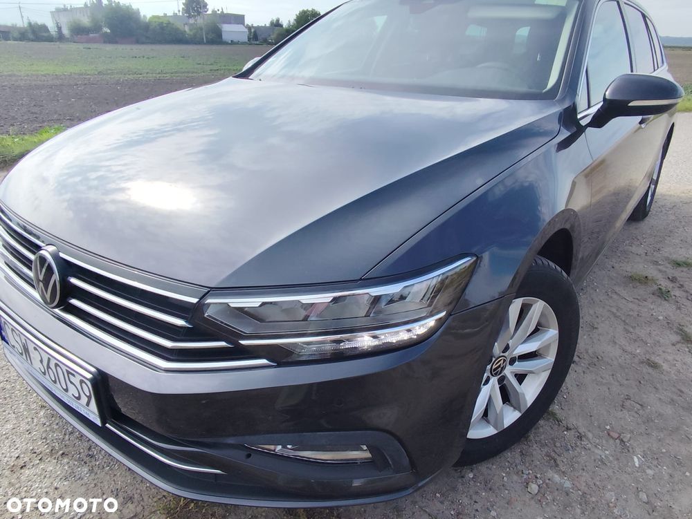 Volkswagen Passat - 10