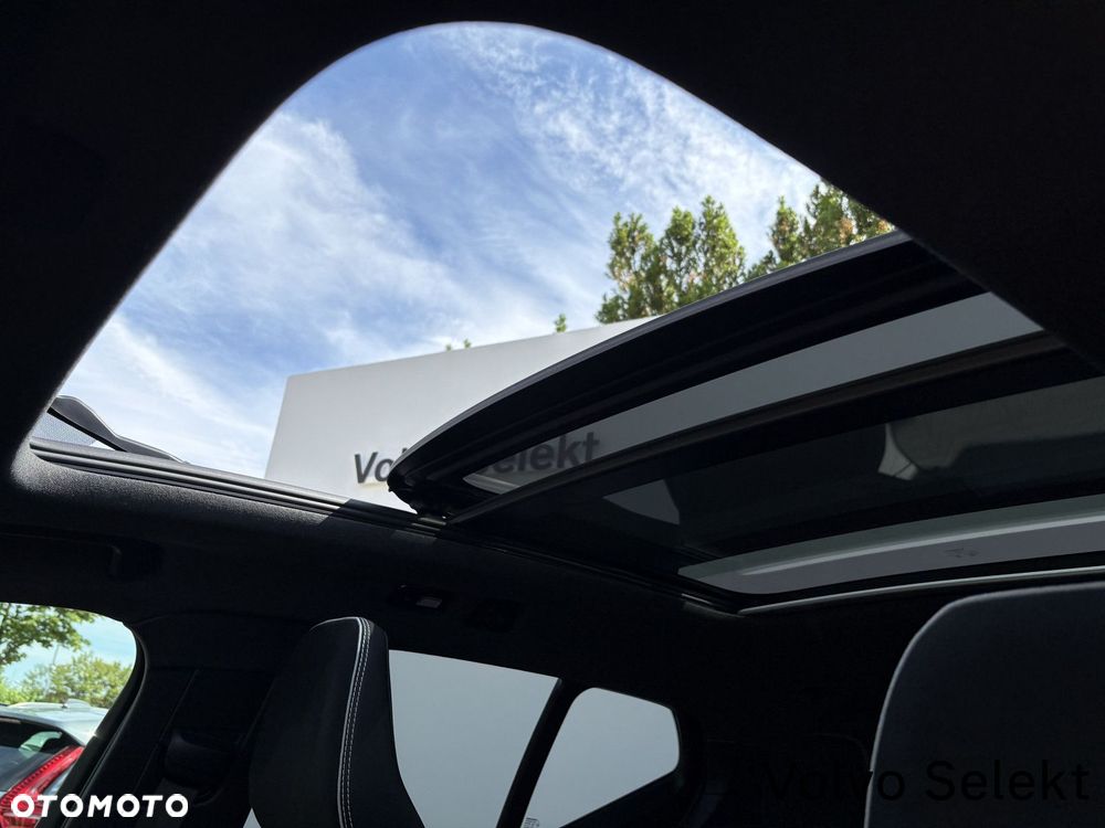 Volvo XC 40 - 22