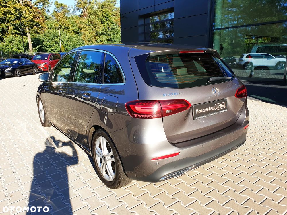 Mercedes-Benz Klasa B 200 d Progressive 8G-DCT - 8