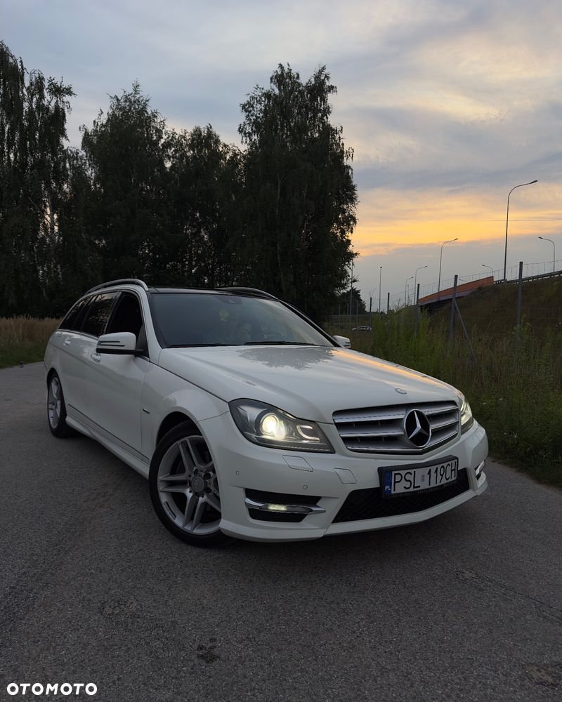 Mercedes-Benz Klasa C 220 CDI BlueEff 4-Matic Avantgarde - 1