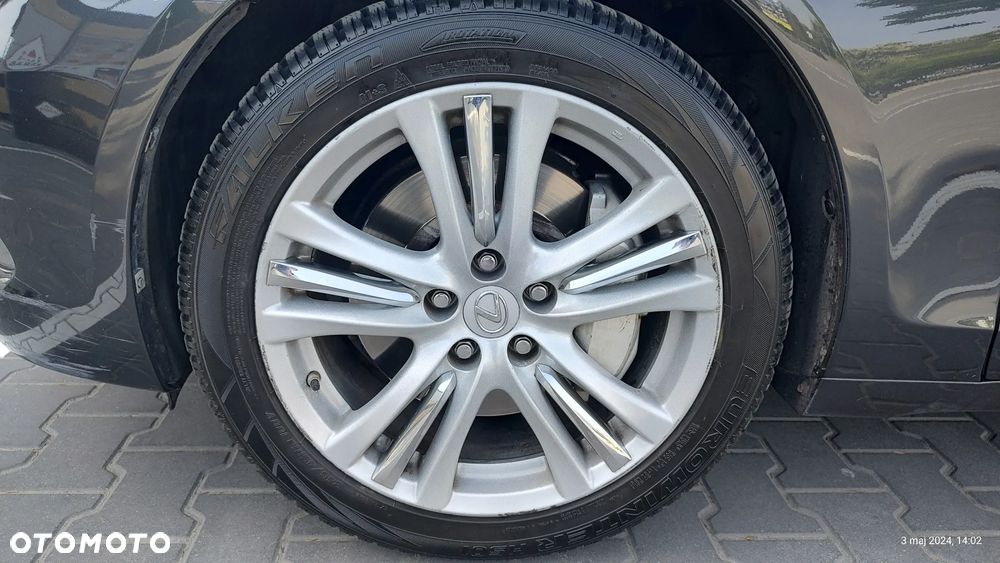 Lexus GS - 16