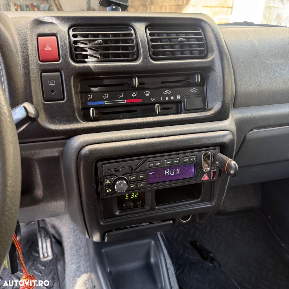 Suzuki Jimny - 12